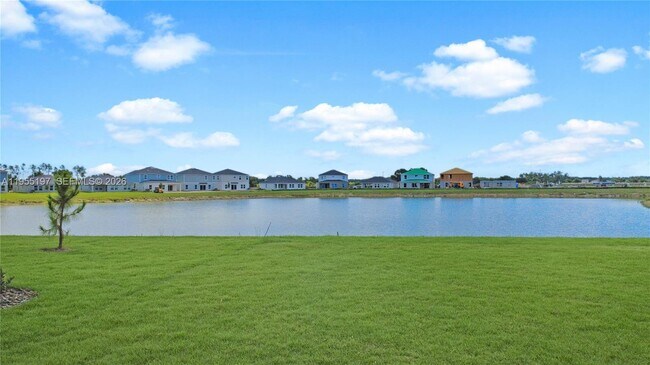 Building Photo - 2060 Stillview Pass