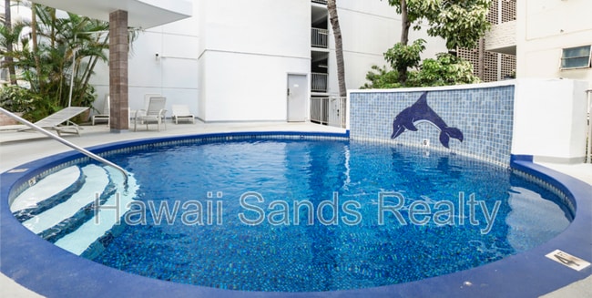 Building Photo - 2611 Ala Wai Blvd