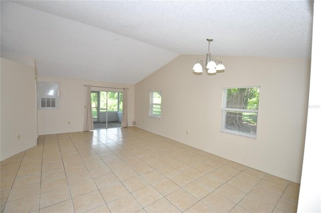 Building Photo - 174 Shannon Dr