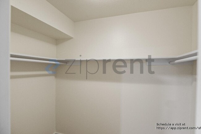 Building Photo - 291 Tradewinds Dr