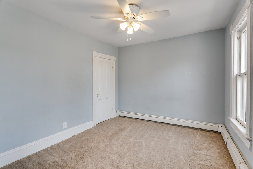 Building Photo - 362 Goodrich Ave