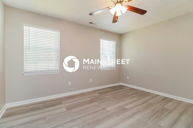 Building Photo - 3 Bedroom Pet-Friendly Home in RALEIGH, NC...