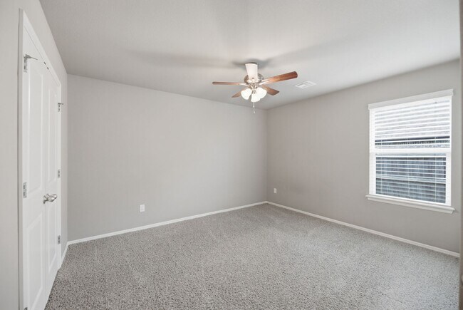 Building Photo - Well Maintained 3-bedroom, 2-bath Home in Desirable Bixby Schools North of River