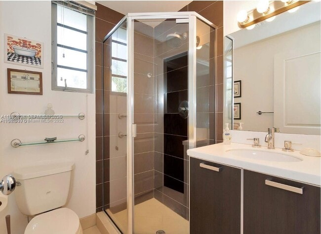 Building Photo - 601 11th St