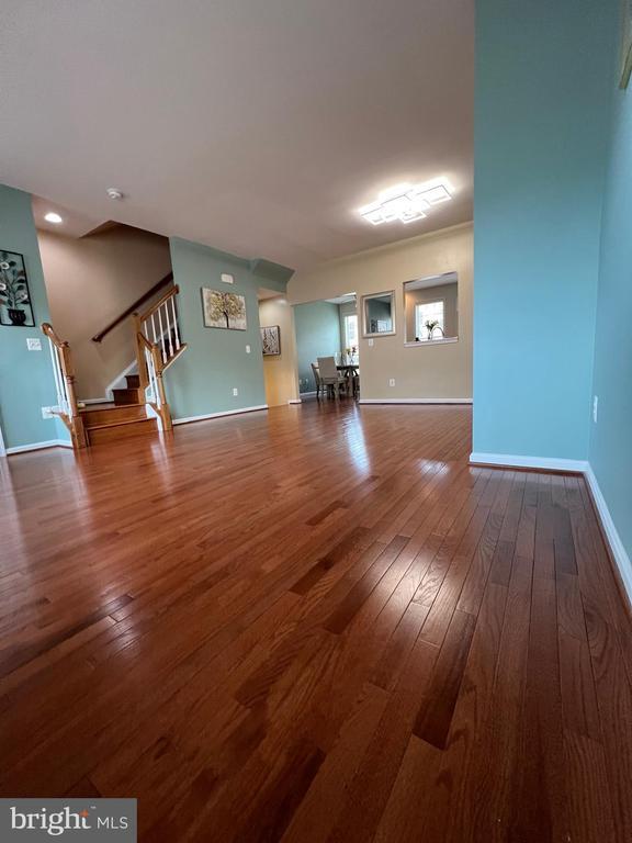 Building Photo - 1604 Sebring Ct