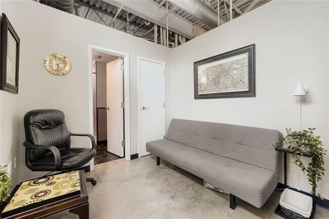 Building Photo - 5200 Peachtree Rd