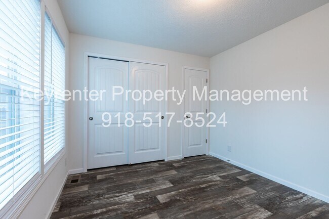 Building Photo - Charming 3-Bedroom Home with Spacious Yard in North Tulsa