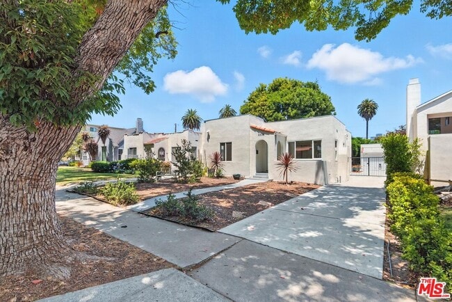 Building Photo - 2010 Glendon Ave