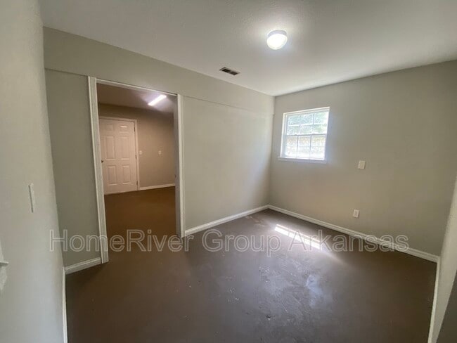 Building Photo - 9 Ormskirk Ln