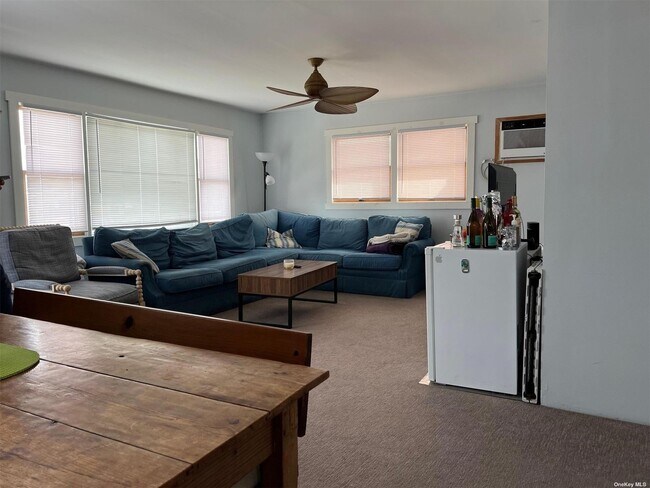 Building Photo - 563 Neptune Blvd