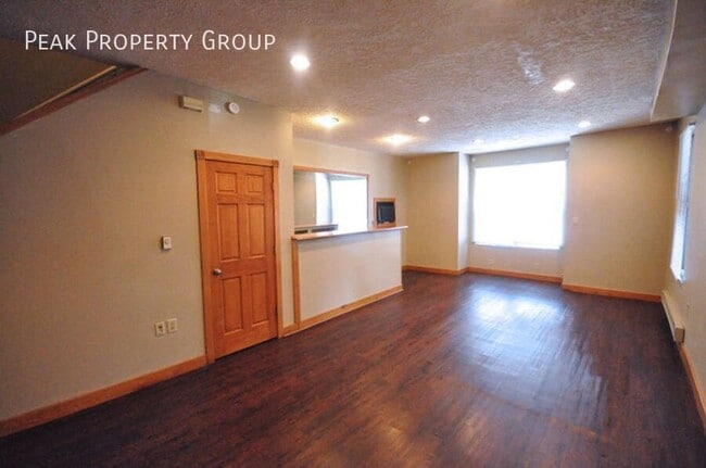 Building Photo - 61 McMillen Ave