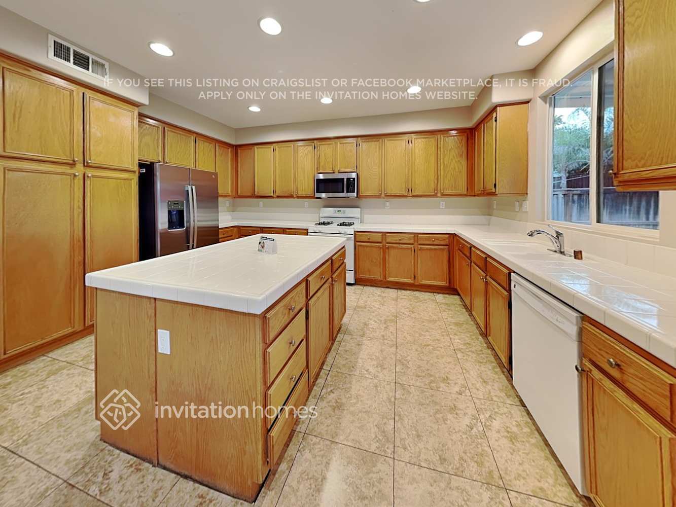 Building Photo - 25820 Boulder Rock Pl