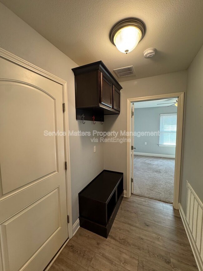 Building Photo - 5620 Blue Sky Ct