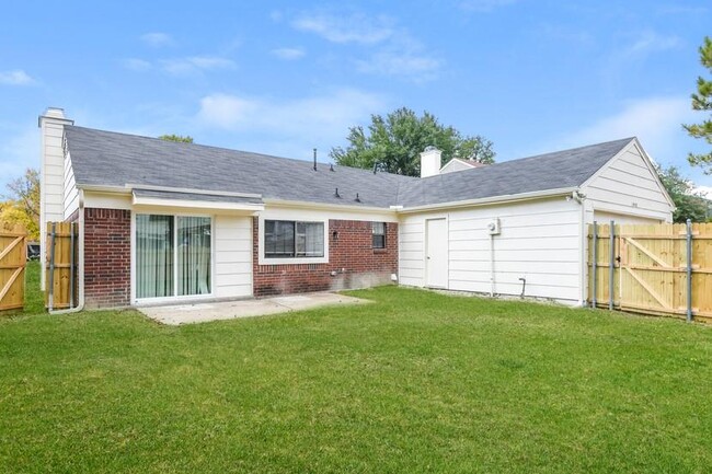 Building Photo - 1408 Sheffield Ct