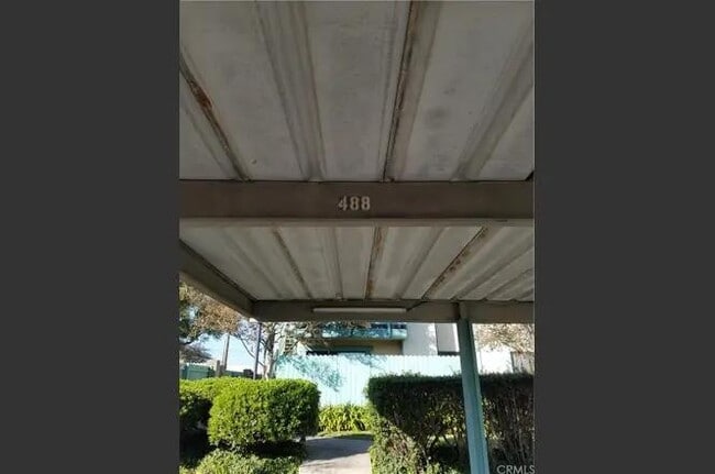 Building Photo - 920 W Del Amo Blvd