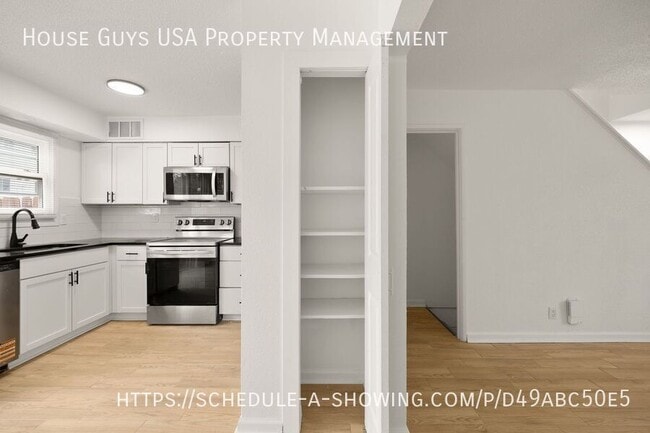 Building Photo - 9426 Reeder Dr