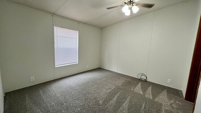 Building Photo - 3 bedroom House in Rehobeth School District
