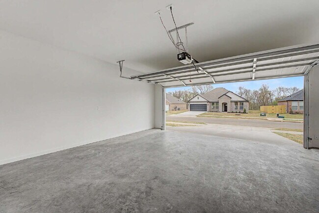 Building Photo - Brand NEW 3-Bedroom Retreat with Granite Finishes & Cozy Fireplace in Farmington!