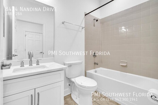 Building Photo - 8424 Nandina Dr