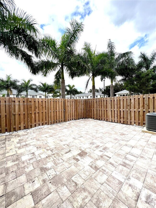 Building Photo - 20838 NW 13th Ave