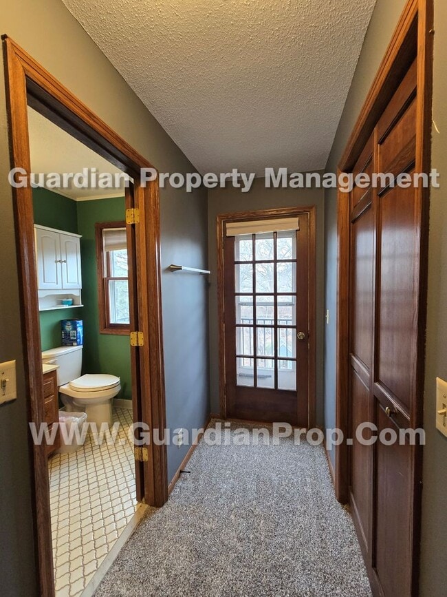 Building Photo - Coming Soon! Large Single-Family Home in Crystal, Owner suite W/ private balcony. 2nd deck and wa...