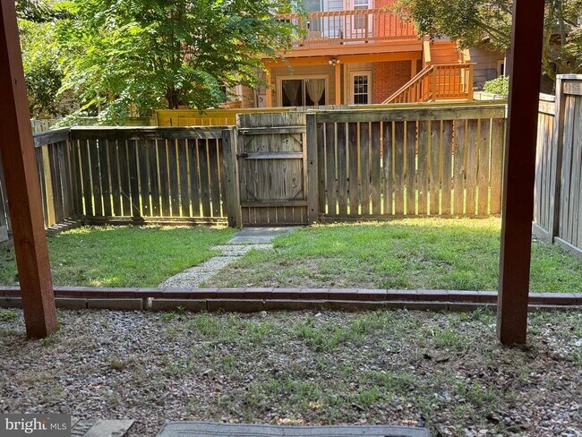 Building Photo - 4637 Luxberry Dr