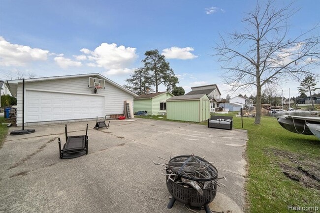 Building Photo - 4071 Homestead Dr