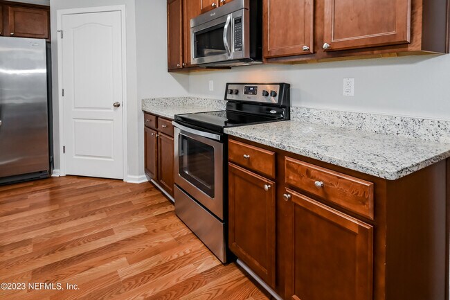 Building Photo - 65089 Lagoon Forest Dr