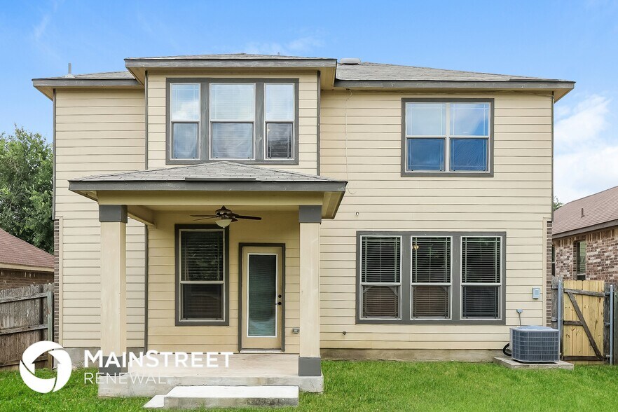 Building Photo - 14115 Caprese Hill
