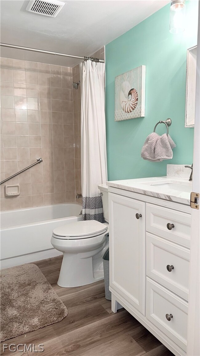 Building Photo - 9540 Green Cypress Ln