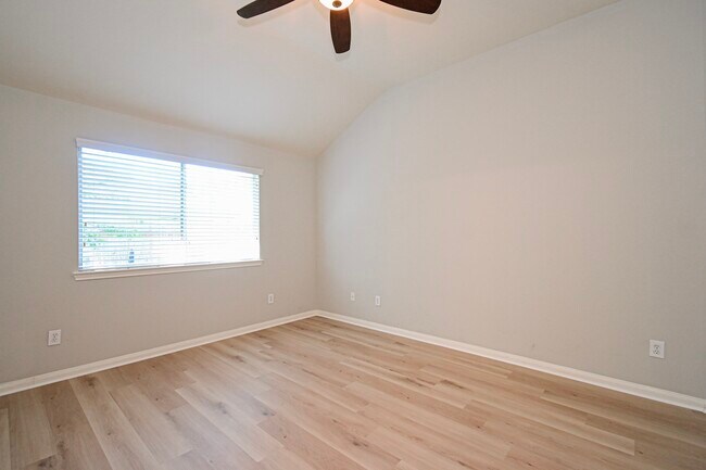 Building Photo - 3111 Myrtle Ranch Dr