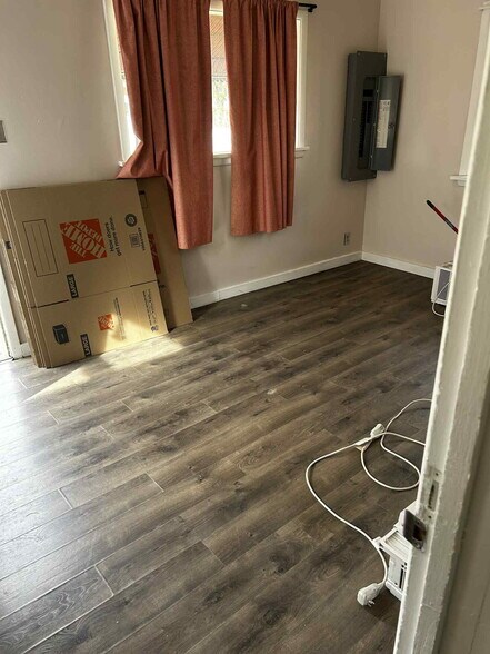 Building Photo - 1209 Berkley Ave