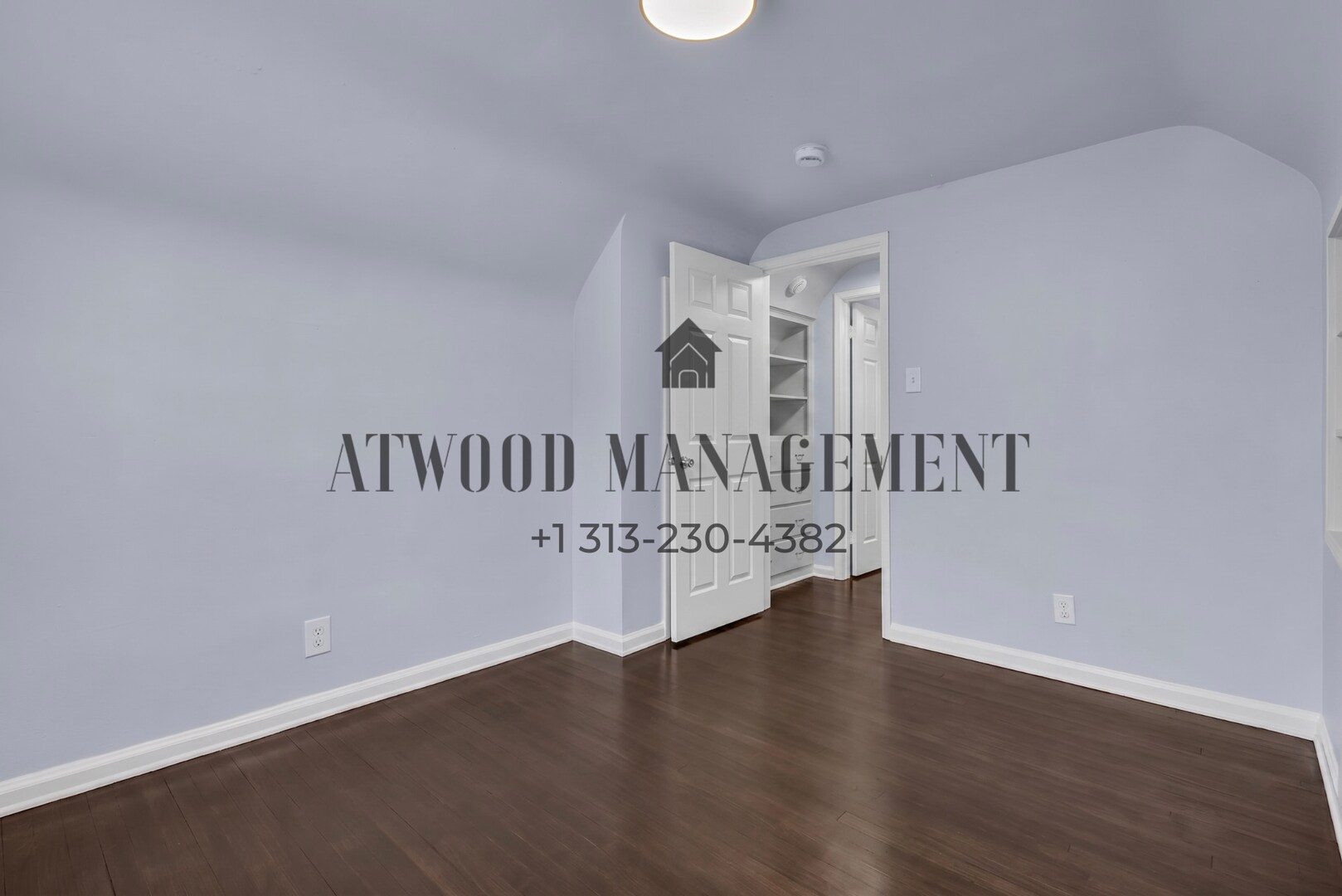 Building Photo - This beautifully updated 4-bedroom, 2-bath single-family home is ready for move-in!