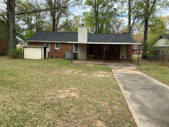 Building Photo - 2018 Acker Dr