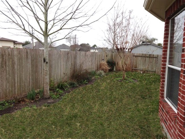 Building Photo - 3523 Pine Valley Dr