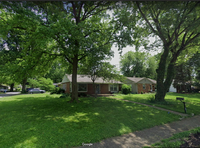 Primary Photo - 5755 Primrose Ave