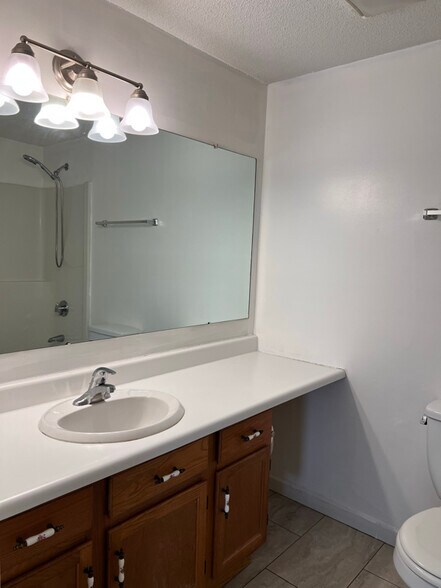 Building Photo - 35 Prospect St