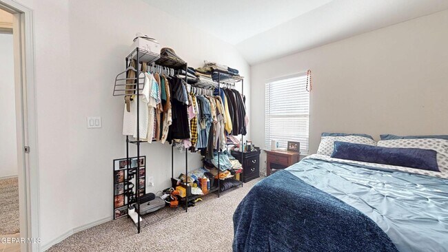 Building Photo - 1172 Indigo Sky St