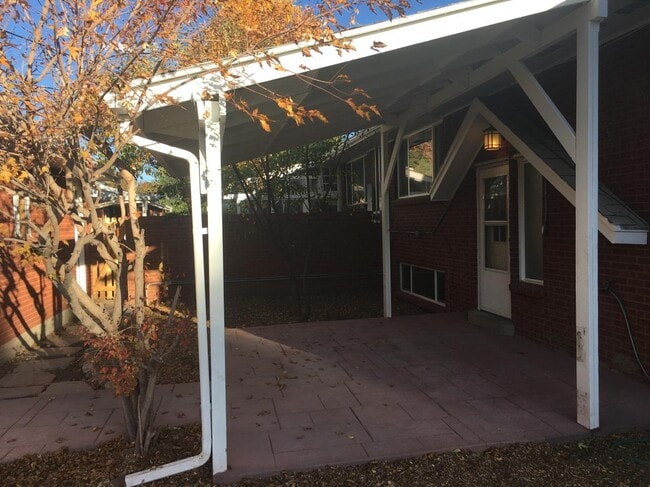 Building Photo - 10341