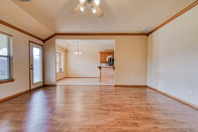Building Photo - 1628 SW 31st Terrace