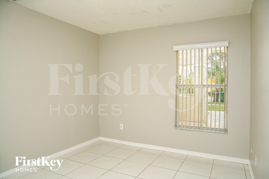 Building Photo - 14842 SW 171st Terrace