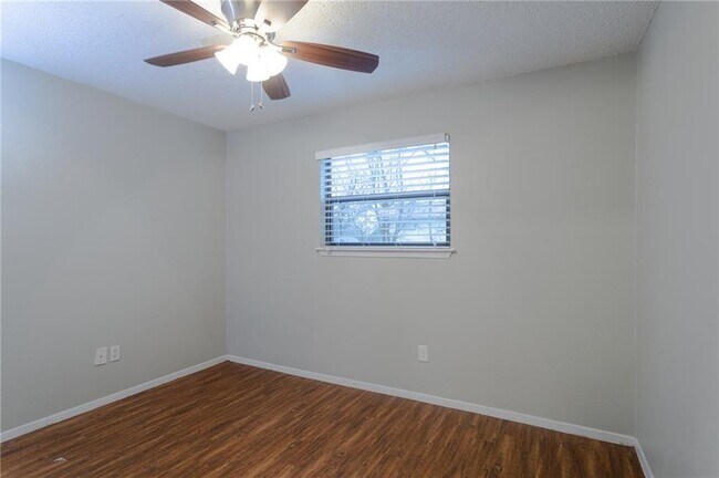 Building Photo - 11519 Pecan Creek Pkwy