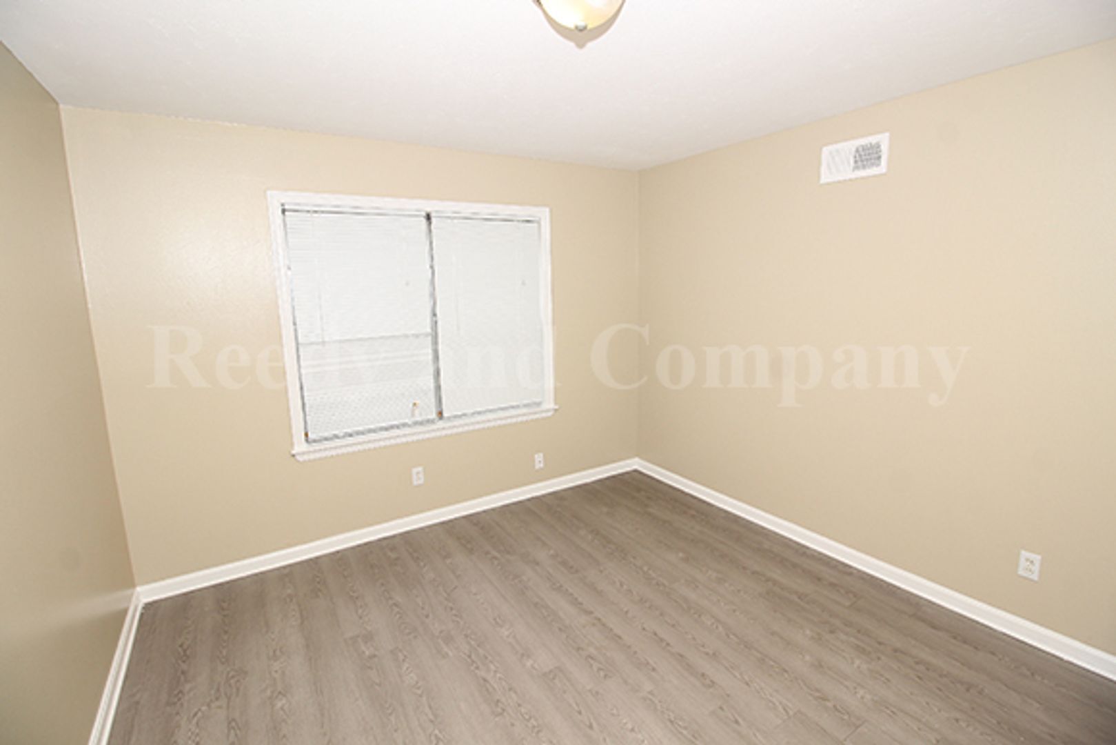 Building Photo - 1718 Borden Dr