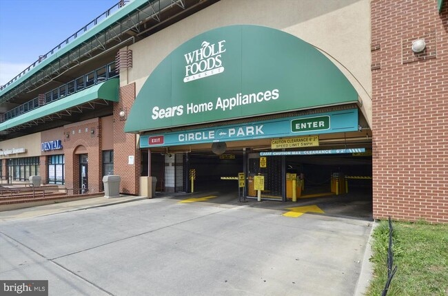 Building Photo - 3601 Wisconsin Ave NW