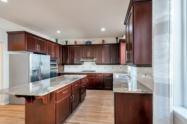 Building Photo - 5392 NW Crady Ln