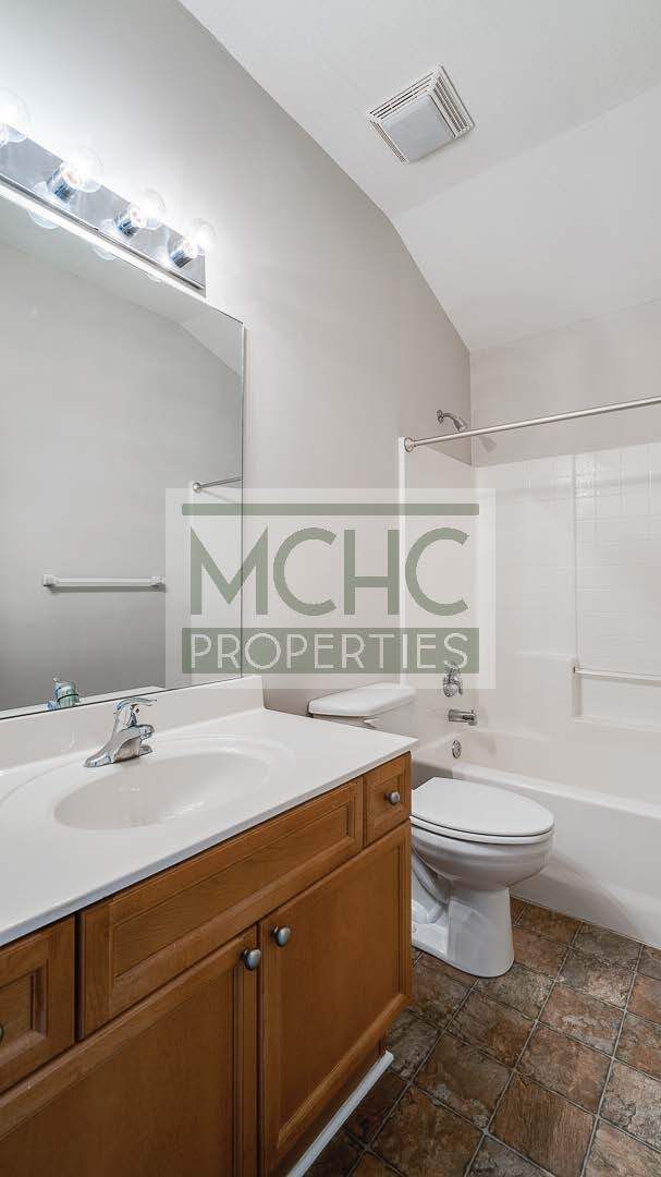 Building Photo - 7707 W 158th Terrace