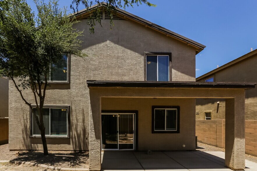 Building Photo - 4013 W Park St