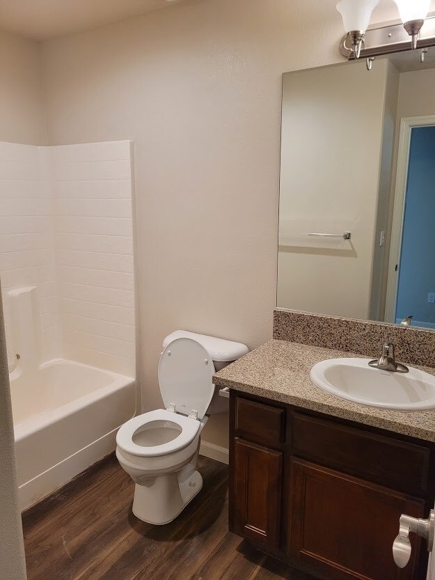 Building Photo - 2159 Bella Oaks Dr