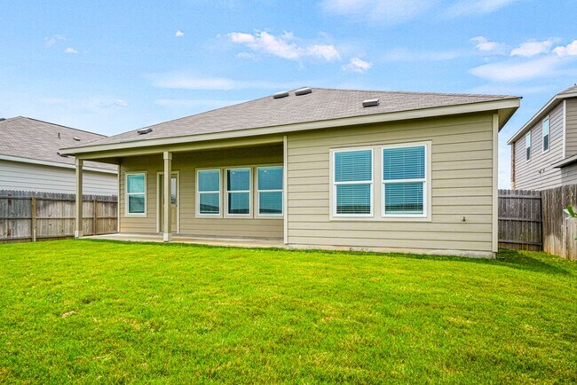 Building Photo - SIngle Story in Cordova Crossing!