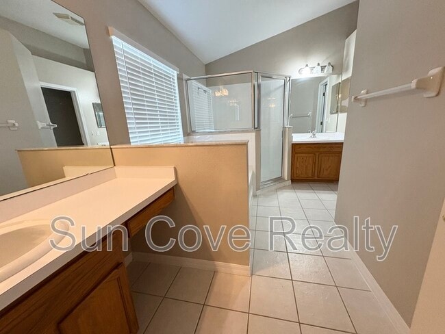 Building Photo - 31032 Stone Arch Ave